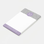 Gray en Lavendar Chevrons met Custom Monogram Post-it® Notes (Schuin)