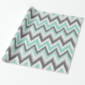 Gray en Mint Ikat Chevron Cadeaupapier (Uitgerold)