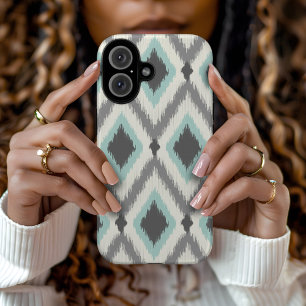 Gray en Mint Tribal Ikat Chevron iPhone 16 Hoesje