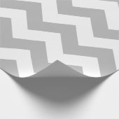 Gray en White Extra Large Chevron Wrapping Paper Cadeaupapier (Hoek)
