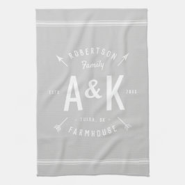 Gray Farmhouse Arrow Monogram | bewerkbare kleuren Theedoek