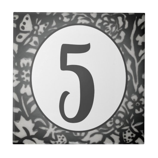 Gray Floral House Number Butterfly Berry Oval Tegeltje (Voorkant)