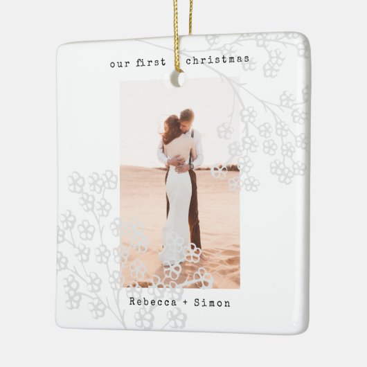 Gray Floral-schrijfmachine | Foto van Merry en Mar Keramisch Ornament (Links)