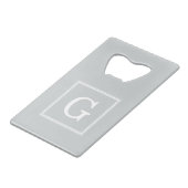 Gray Framed Monogram Creditkaart Flessenopener (Voorkant Gekanteld)