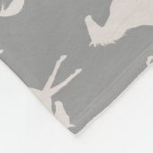 Gray Galloping Horses Pattern Fleece Deken (Hoek)