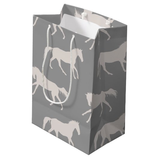 Gray Galloping Horses Pattern Medium Cadeauzakje (Achterkant Gekanteld)
