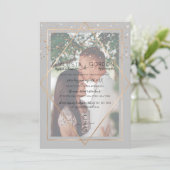Gray Gold Confetti Border Foto Verloving Kaart (Staand voorkant)