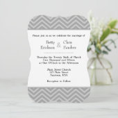 Gray Gray Chevron Wedding Invitations Kaart (Staand voorkant)