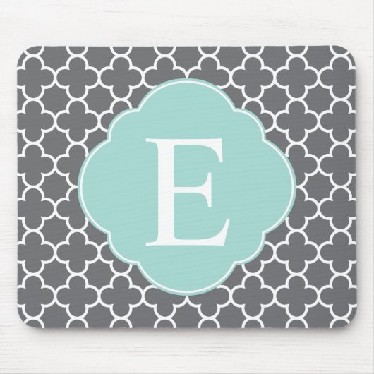 Gray Gray Mint Quatrefoil Monogram Muismat (Voorkant)