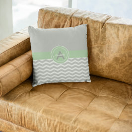 Gray Green Chevron Kussen