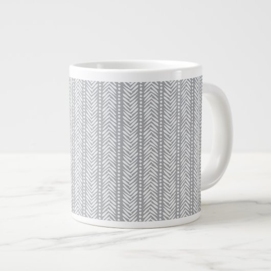 Gray Hand Drawn Chevron Pattern Grote Koffiekop (Voorkant rechts)