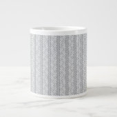 Gray Hand Drawn Chevron Pattern Grote Koffiekop (Voorkant)