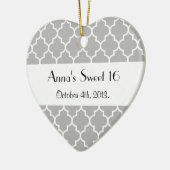 Gray Latticework, Quatrefoil, Trellis, Sweet 16 Keramisch Ornament (Links)