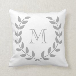 Gray Laurel Wreath Monogram Sierkussen