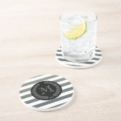 Gray Laurel Wreath Monogram Zandsteen Onderzetter (Zijkant)