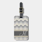 Gray & Linen Beige Chevron Pattern met monogram Bagagelabel (Voorkant verticaal)