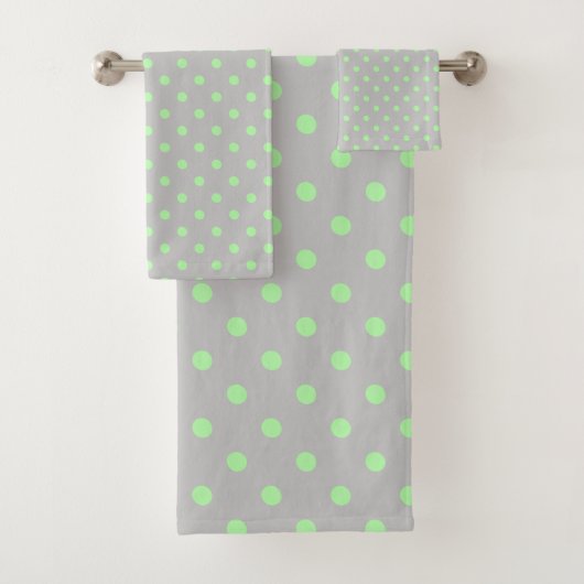 Gray Mint Green Polka Dot Bad Handdoek (Insitu)