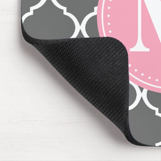 Gray Moroccan Lattice Pink Monogram Muismat (Hoek)