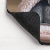 Gray Mouse Sleeping in a Pink Slipper Muismat (Hoek)