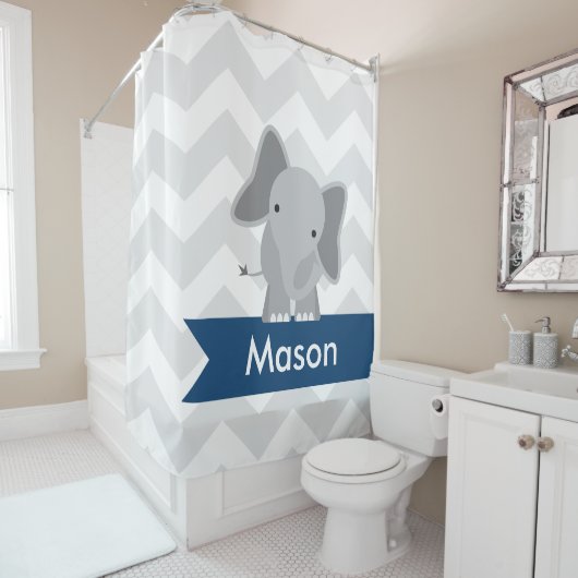 Gray Navy Blue Chevron Elephant Kinder gepersonali Douchegordijn (In situ)