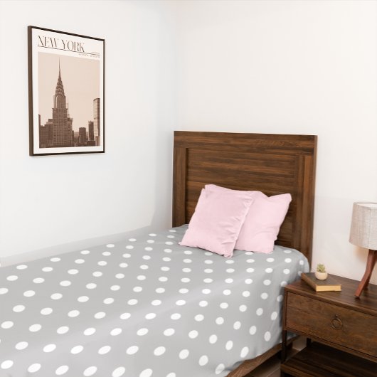 Gray Polka Dot Fleece Deken