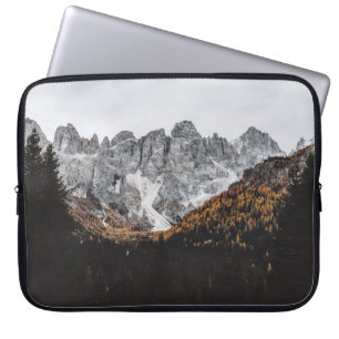 GRAY ROCKY MOUNTAIN MET BOMEN ONDER DAG LAPTOP SLEEVE