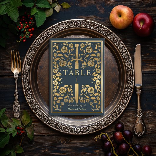 Gray Royal Medieval Sword Wedding Kaart