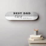 Gray Rustic Best Pap Ever Typography Vader Day Persoonlijk Skateboard<br><div class="desc">Gray Rustic Best Pap Ever Typografie Vader's Day skateboard. Rendy typografie op een grijze rustige achtergrond. Voeg je namen toe. Dit moderne skateboard is een perfect geschenk voor een vader op vaderdag,  verjaardag of Kerstmis en een zoete keepslag.</div>