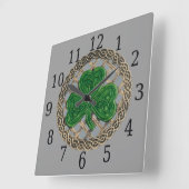 Gray Shamrock and Celtic Knots Square Clock Vierkante Klok (Hoek)