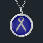 Gray Standard Ribbon door Kenneth Yoncich Zilver Vergulden Ketting<br><div class="desc">Grijs/Grijs Standaardlint Ketting. Afbeeldingen Copyright c) Kenneth Kenji Yoncich. Alle rechten voorbehouden.</div>