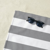 Gray Stripe Weddenschap Nautical Beach Towel Strandlaken (In situ)