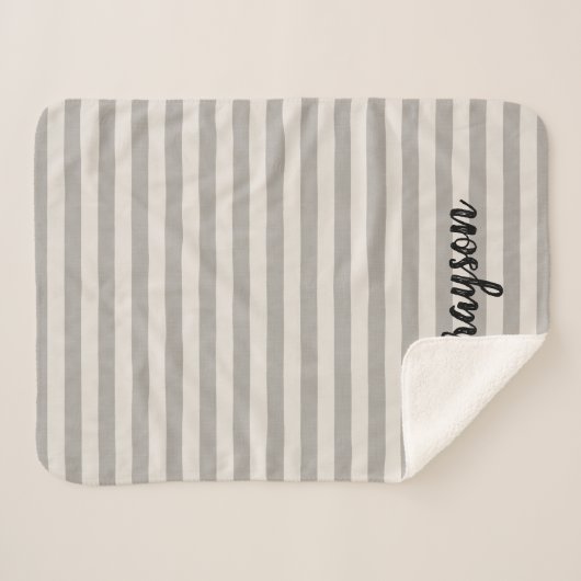 Gray Stripes Naam Monogram | Moderne bosbouw Sherpa Deken (Voorkant (horizontaal))