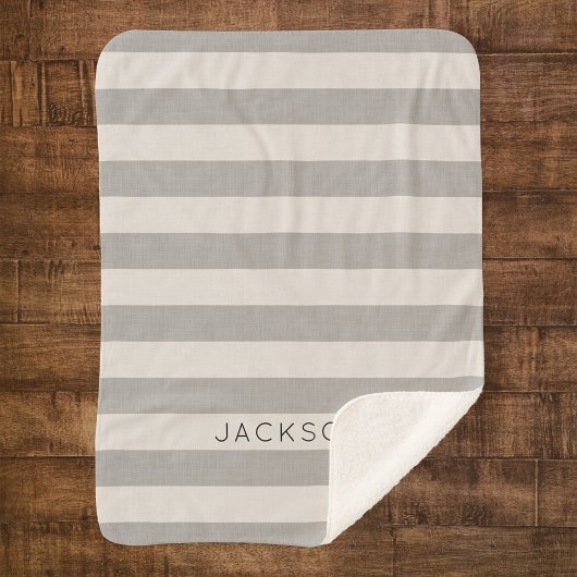 Gray Stripes Naam Monogram | Moderne bosbouw Sherpa Deken