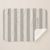 Gray Stripes Naam Monogram | Moderne bosbouw Sherpa Deken (Voorkant (horizontaal))