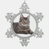 Gray Tabby Cat Tin Sneeuwvlok Ornament (Voorkant)