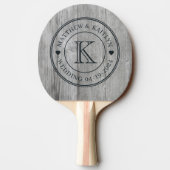 Gray Timber Wedding Monogram Heart Tafeltennisbatje (Achterkant)