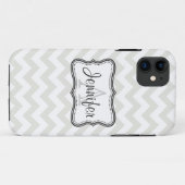 Gray & White Chevron Monogram iPhone 5 Case-Mate iPhone Case (Achterkant (horizontaal))