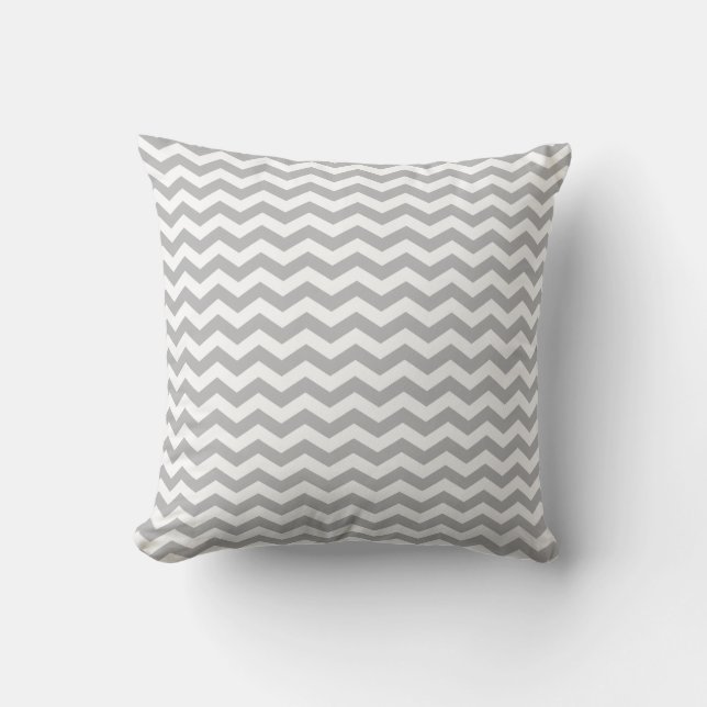 Gray White Chevron Zigzag Pattern Kussen (Voorkant)
