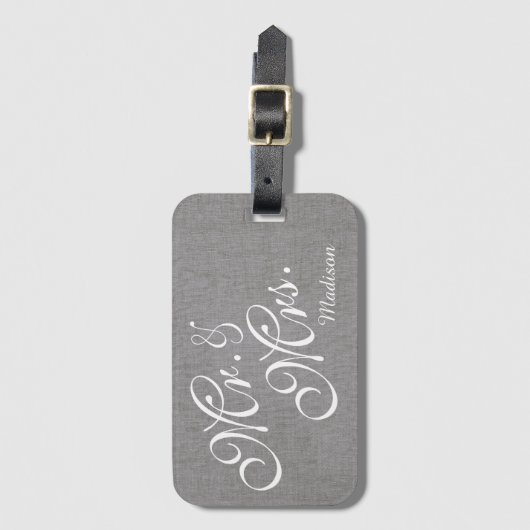 Gray White Linen Custom Mr en Mrs Wedding Bagagelabel (Voorkant (verticaal))