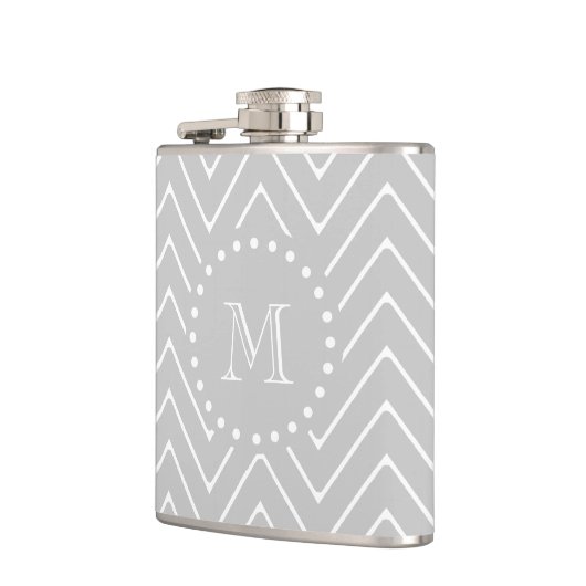 Gray & White Modern Chevron Aangepast monogram Heupfles (Links)