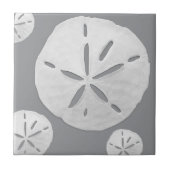 Gray & White Tropical Beach Sand Dollar Tegeltje (Voorkant)