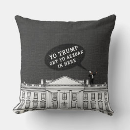 Gray White Trump komt terug in het whitehouse Kussen