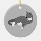 Gray & White Tuxedo Cat T-Shirt Keramisch Ornament (Achterkant)