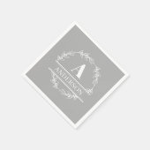 Gray White Wreated Family Name Monogram Servet (Hoek)