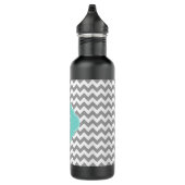 Gray Wht Chevron Aqua Quatrefoil Monogram Waterfles (Rechts)