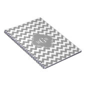 Gray Wht Chevron Dk Gray Quatrefoil 3 Monogram Notitieboek (Rechterzijde)