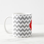 Gray Wht Chevron Red Quatrefoil 3 Monogram Koffiemok (Links)
