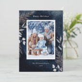 Gray Winter Foliage op Navy Blue Waterverf Foto Feestdagenkaart (Staand voorkant)