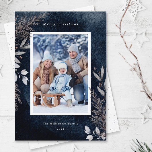 Gray Winter Foliage op Navy Blue Waterverf Foto Feestdagenkaart