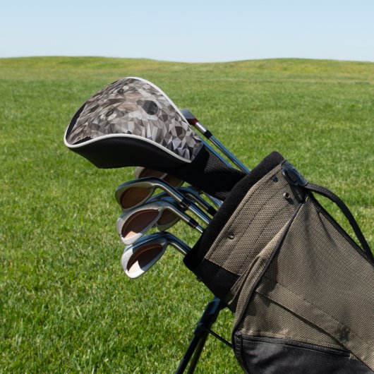 Gray Wolf Geometric Portret Golfheadcover (Insitu)